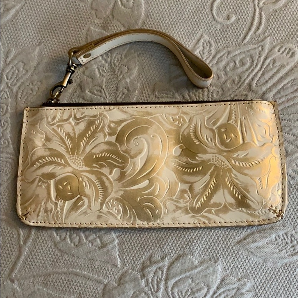 Patricia Nash wristlet